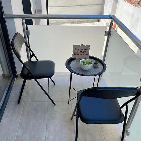 Apartament Lux *